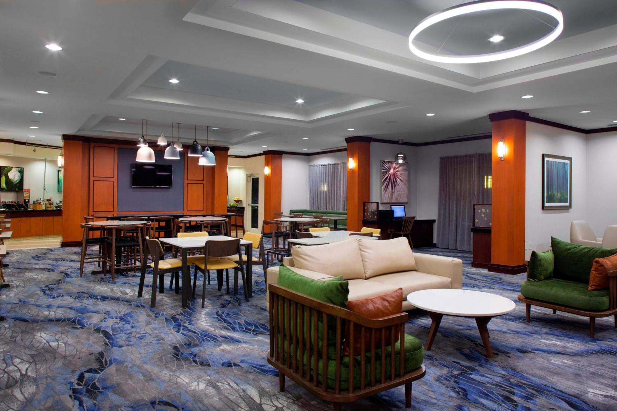 Fairfield Inn And Suites By Marriott Montgomery Eastchase Exteriör bild