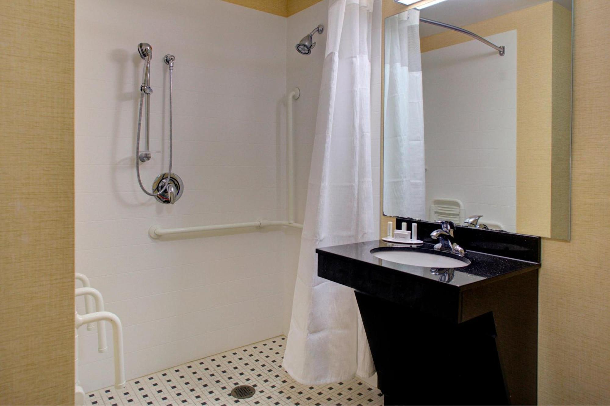 Fairfield Inn And Suites By Marriott Montgomery Eastchase Exteriör bild
