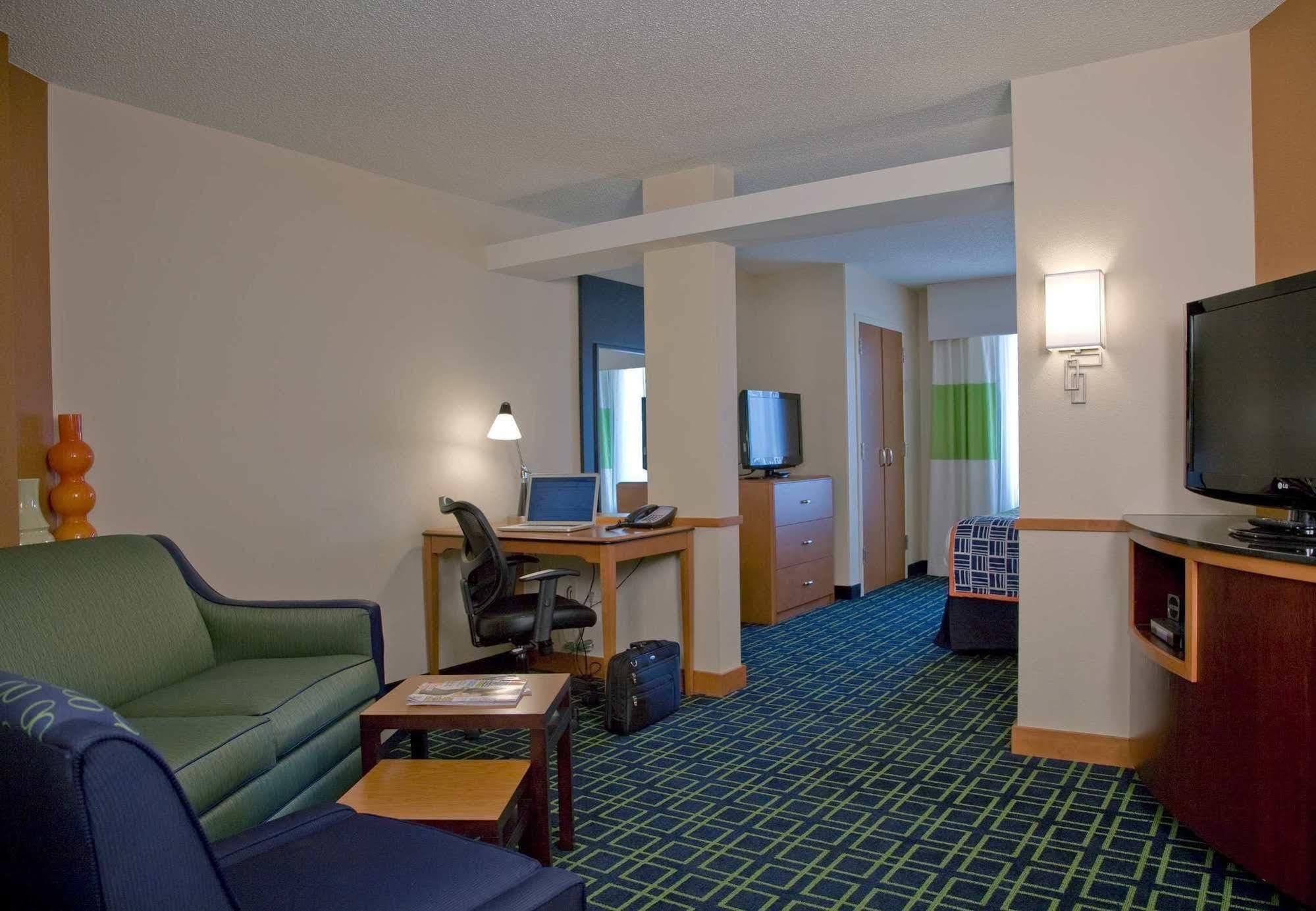 Fairfield Inn And Suites By Marriott Montgomery Eastchase Exteriör bild
